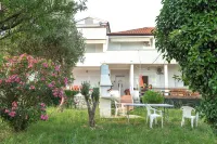 Apartments by the Sea Semy Hôtels à : Novalja