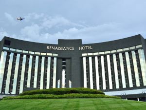 Renaissance St. Louis Airport Hotel