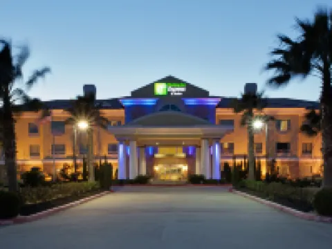 Holiday Inn Express & Suites PEARLAND by IHG Hotels in Pearland
