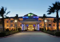 Holiday Inn Express & Suites Pearland Hotels in Pearland