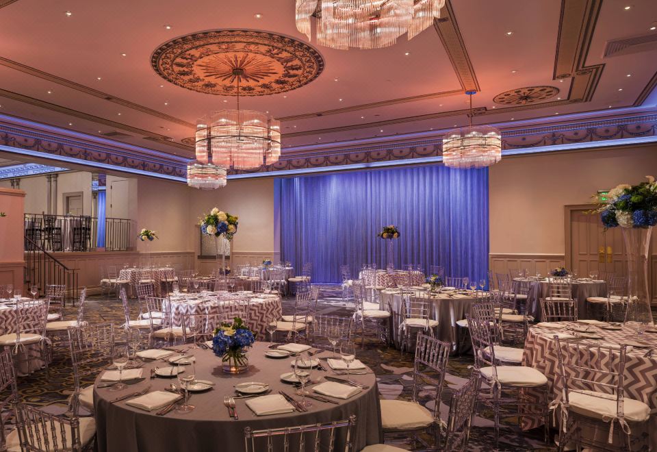 2. 쉐라톤 커맨더 ..