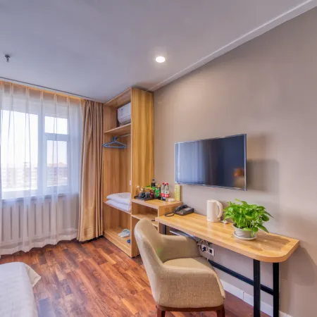 Superior Hotel (Dehui Xindongfang Plaza)
