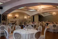 Amaks Hotel Azov Hotels in Azov