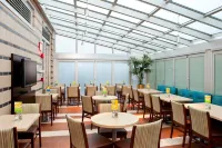 Holiday Inn NEW YORK CITY - TIMES SQUARE by IHG - sarapan