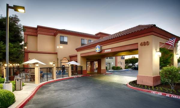 Best Western Plus Fresno Inn
