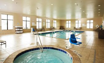 Holiday Inn Express & Suites Pocatello