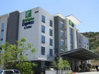 Holiday Inn Express & Suites San Diego - Mission Valley