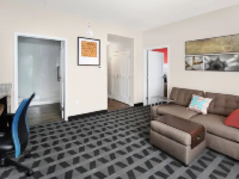 タウンプレース・スイート・グローブシティ・マーサー/アウトレット スプリングフィールドのホテル