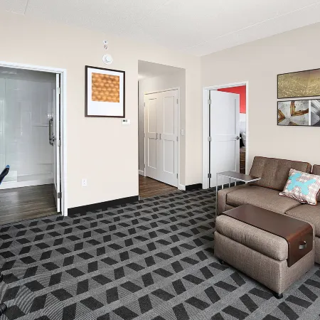 TownePlace Suites Grove City Mercer/Outlets