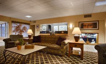 Best Western Plus Bradford Inn