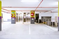 開普敦機場凡爾德飯店 - 停車場