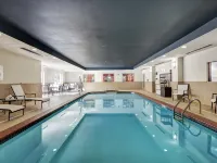 Holiday Inn Express & Suites OKLAHOMA CITY NORTH by IHG Hoteles cerca de Parque temático Frontier City