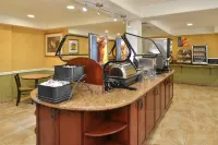 Best Western Plus Raffles Inn & Suites