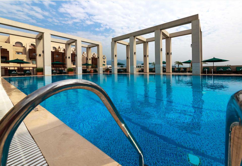 Islamabad Serena Hotel 외관