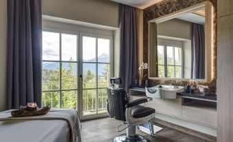 Interalpen-Hotel Tyrol