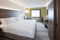 Holiday Inn Express Roseville-ST. Paul Hotels in Roseville