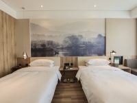 南京中山陵景区亚朵酒店 - 高级双床房