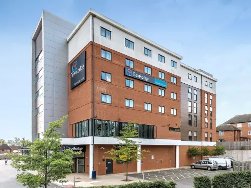 Travelodge Newcastle-under-Lyme Central - Bares