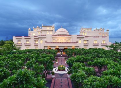 Le Méridien Jaipur Resort & Spa