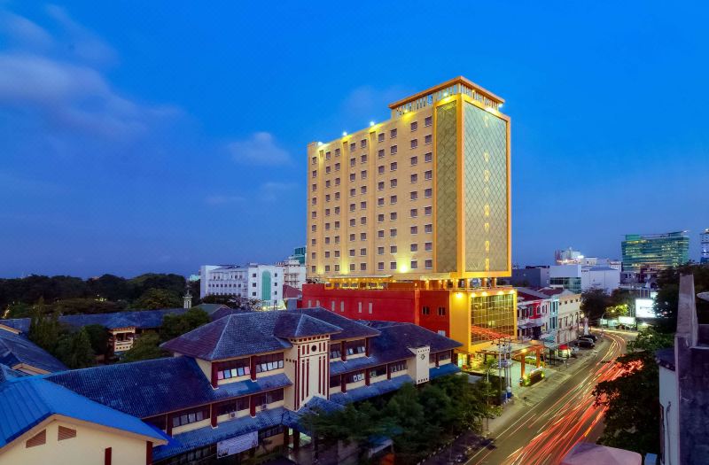 Best Western Plus Makassar Beach