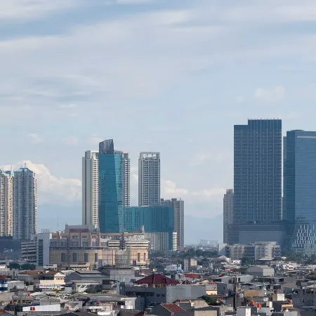 Holiday Inn & Suites JAKARTA GAJAH MADA by IHG