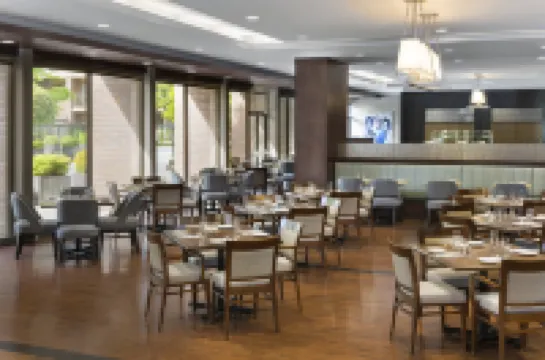 Sheraton Vancouver Airport Hotel