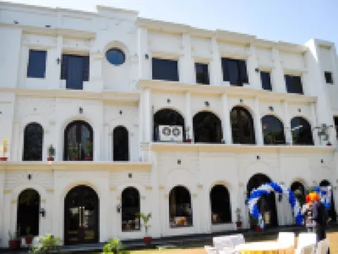 Kings Retreat Hotels in Patiala