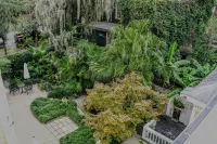 Forsyth Park Inn