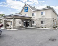 Comfort Inn & Suites Thousand Islands Harbour District Hôtels à : Gananoque