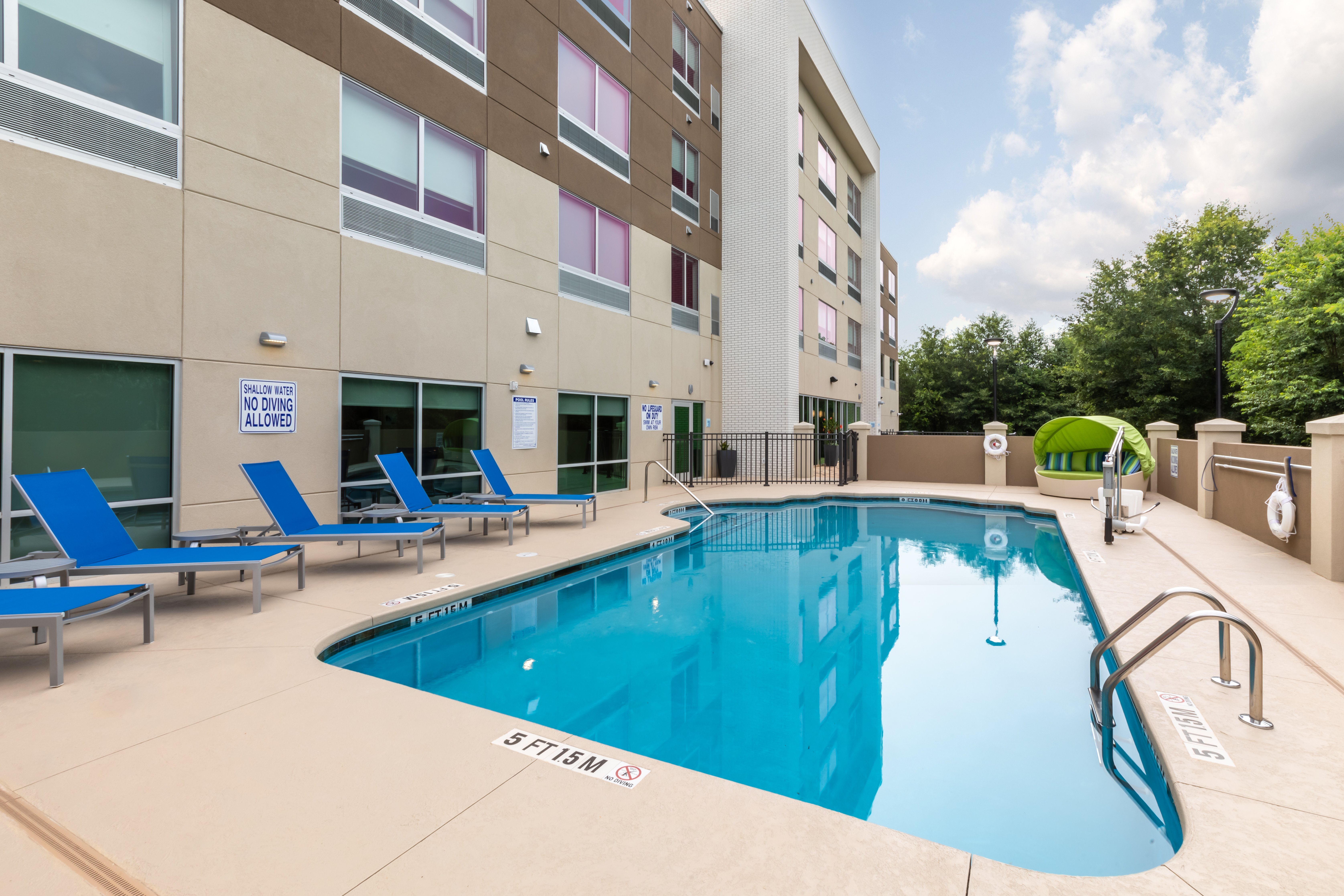 Holiday Inn Express & Suites Greenville S- Piedmont, an Ihg Hotel