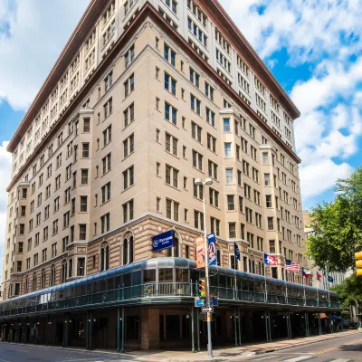 The Gunter Hotel San Antonio Riverwalk Hotels near Kenwood Park