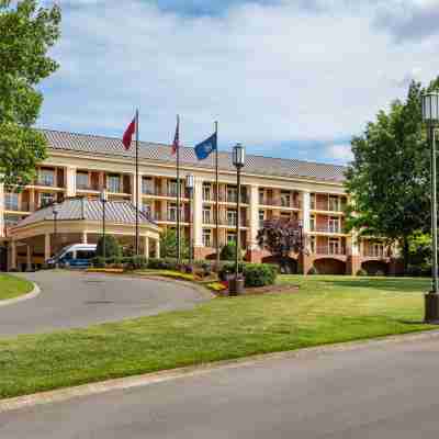 Sheraton Music City Nashville Airport Hotel Exterior