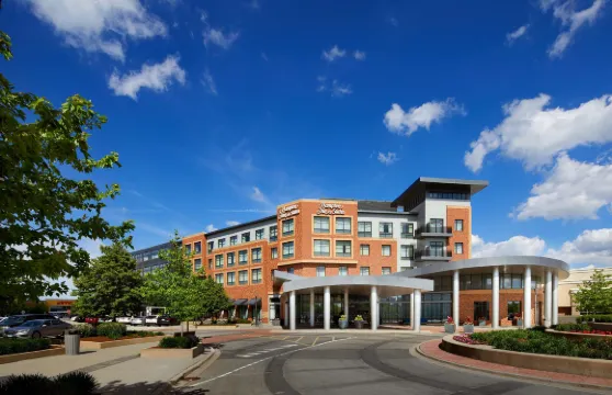 芒特普羅佩特歡朋套房酒店