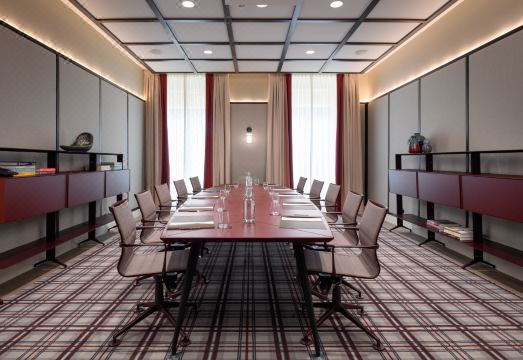 2. 바이로 알토 호..