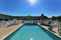 Americas Best Value Inn Bradenton Sarasota - Pools
