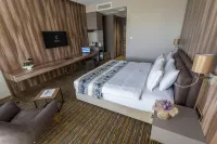 Shimall Deluxe - Gym