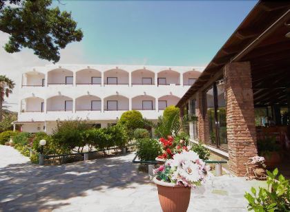 Ionikos Hotel