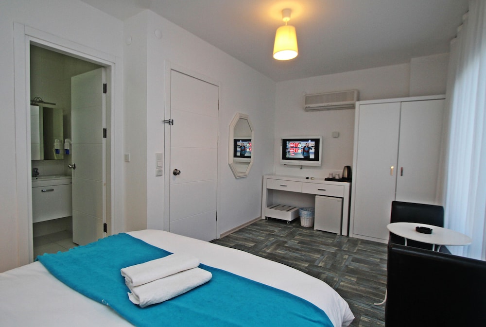 Larimar Boutique Hotel