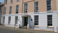No 4 Croft House - Luxury 2 Bed Apartment - Tenby