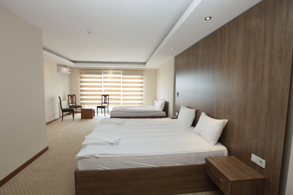 NY World Hotel