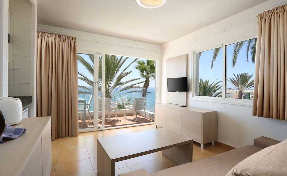 Apartamentos Las Tejas-Playa del Ingles Updated 2023 Room Price-Reviews &  Deals | Trip.com