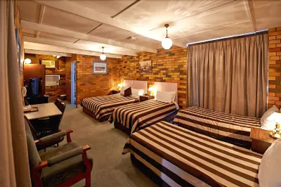 Fig Tree Motel Hotels in Gillenbah