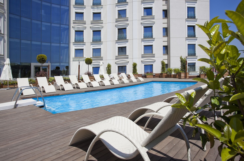 Limak Eurasia Luxury Hotel