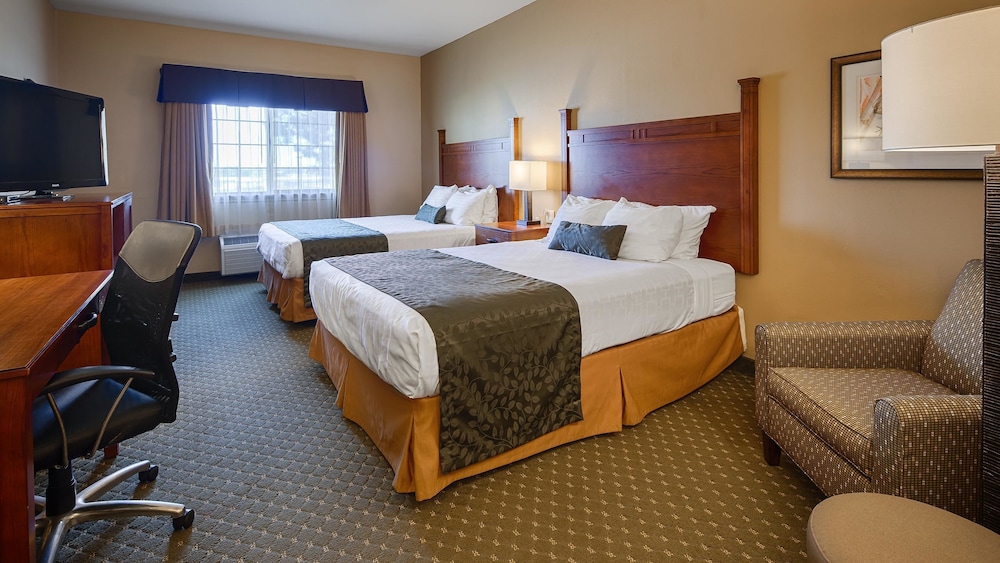 Best Western Plus Red River Inn