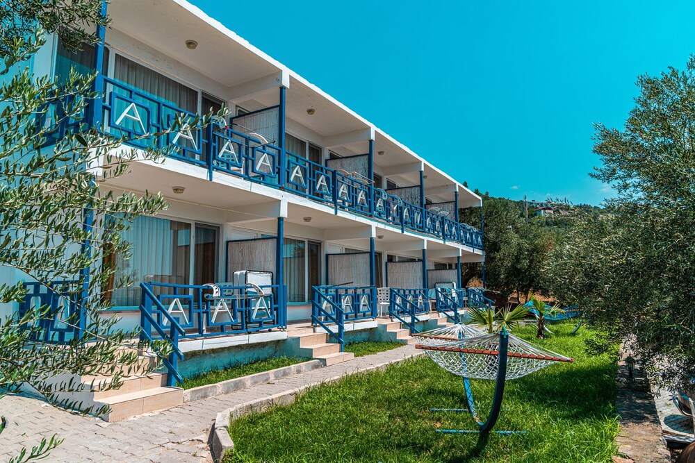 Assos Ayan Motel