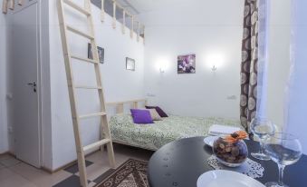 Studio Apartment on 13 Liniya