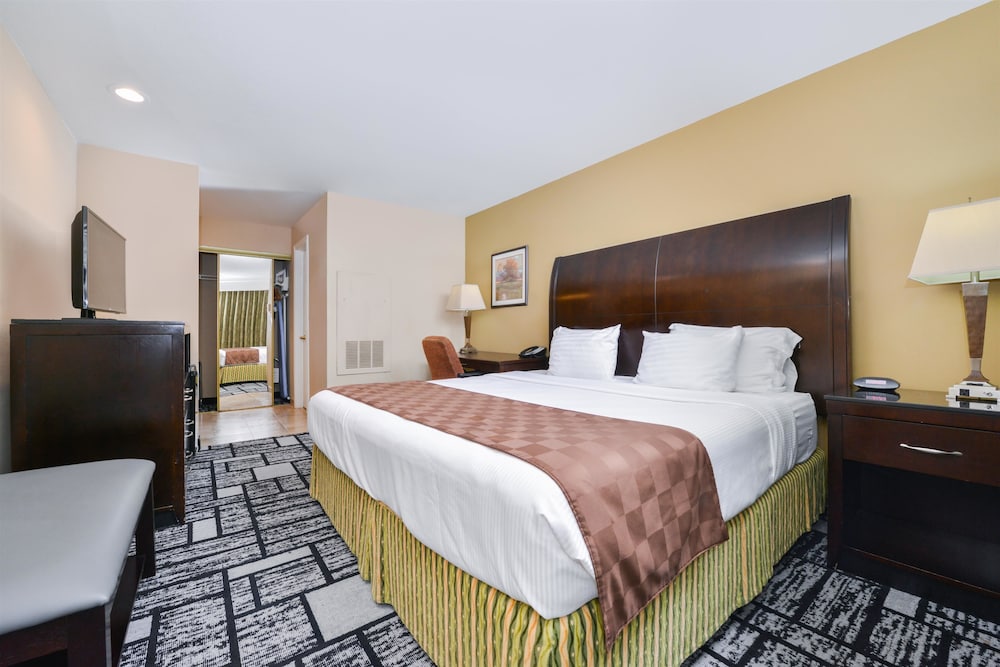 Best Western Plus Meridian Inn & Suites, Anaheim-Orange