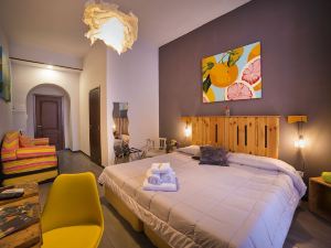 Le 4 Stagioni Dante's Suites H Napoli Centro, by ClaPa Group