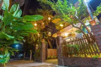 Peach House Hotels in Hoi An