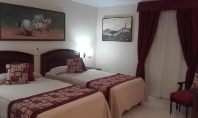 Hotel E Caballeriza Hotels near La Loma De La Cruz